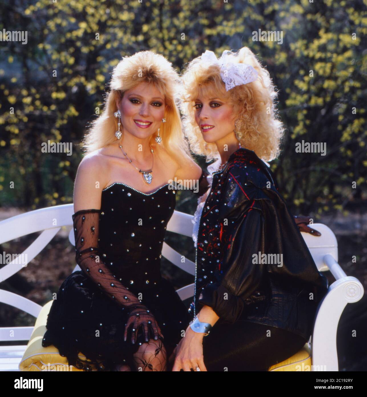 Audrey And Judy Landers Banque De Photographies Et D images Haute audrey-and-judy-landers-banque-de-photographies-et-d-images-haute