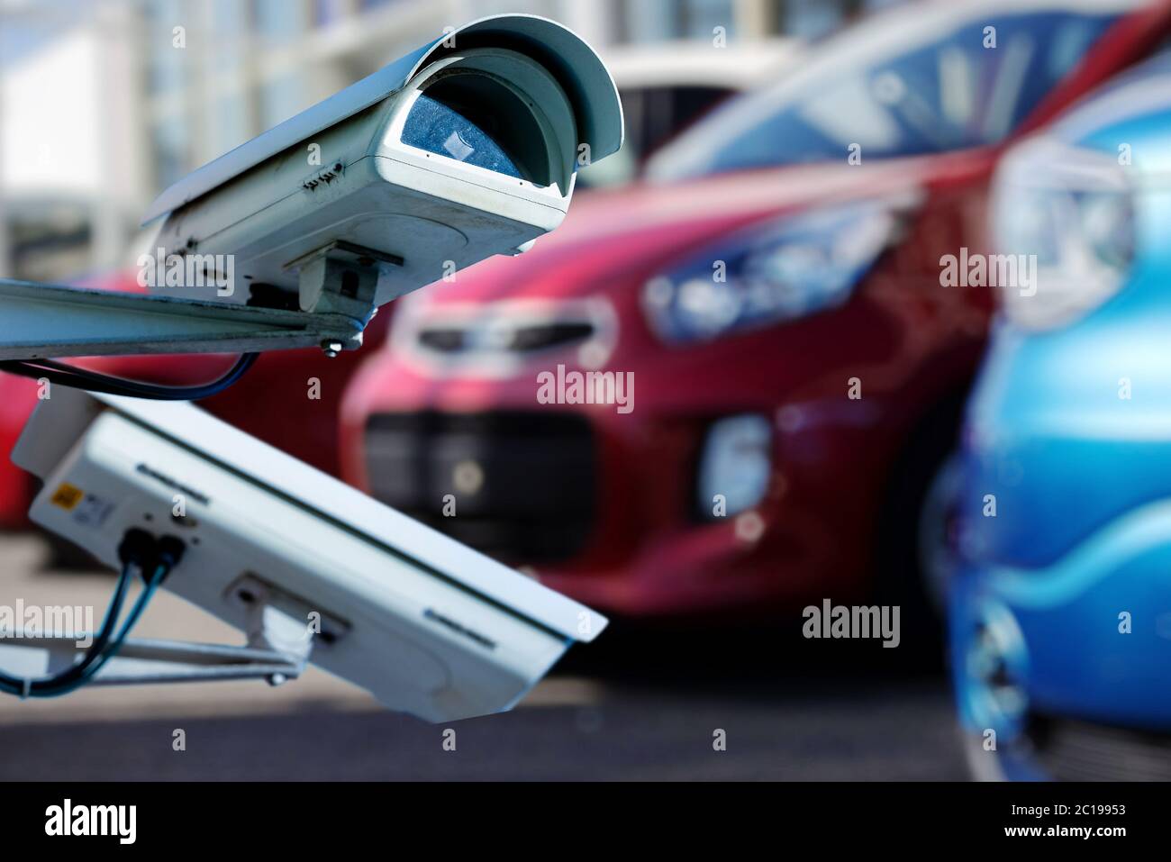 Caméra de vidéosurveillance ou système de surveillance pour la surveillance des concessionnaires automobiles Banque D'Images