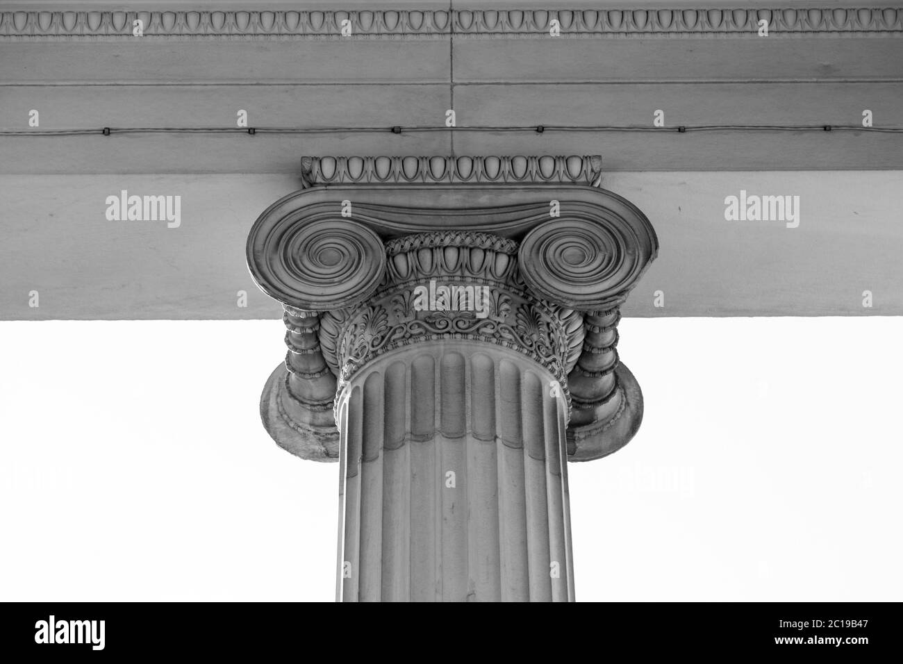 Ancienne colonne de palais de justice de justice Banque D'Images