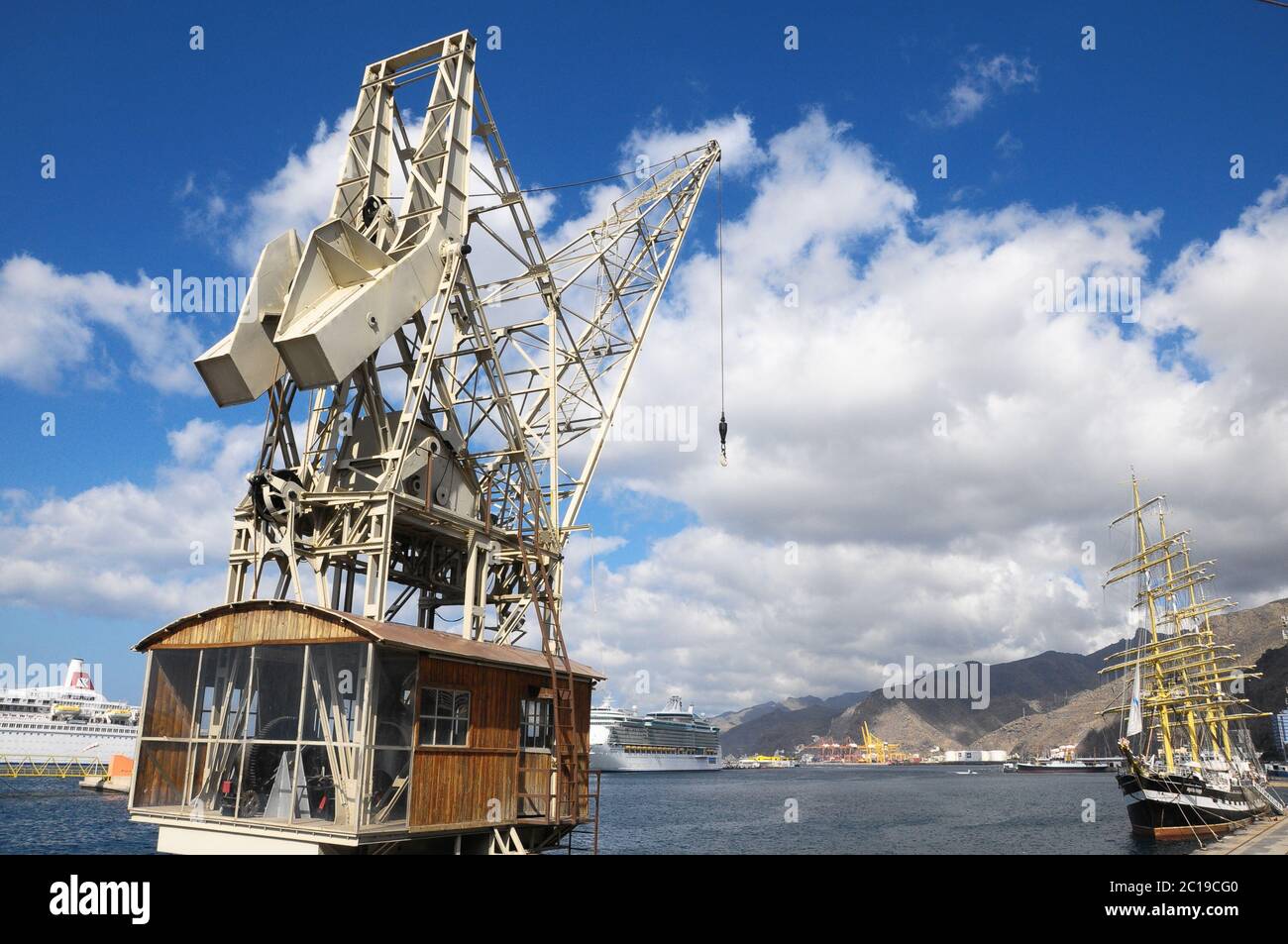 Grue de port en bois d'époque Banque D'Images