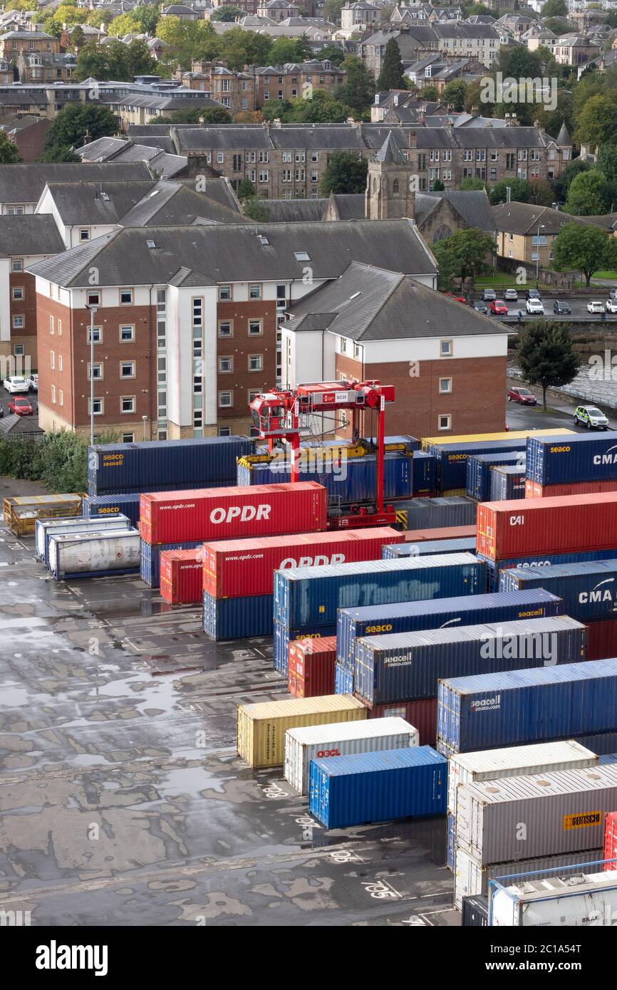 Port de conteneurs maritimes et terminal de bateaux de croisière Greenock Scotland Banque D'Images