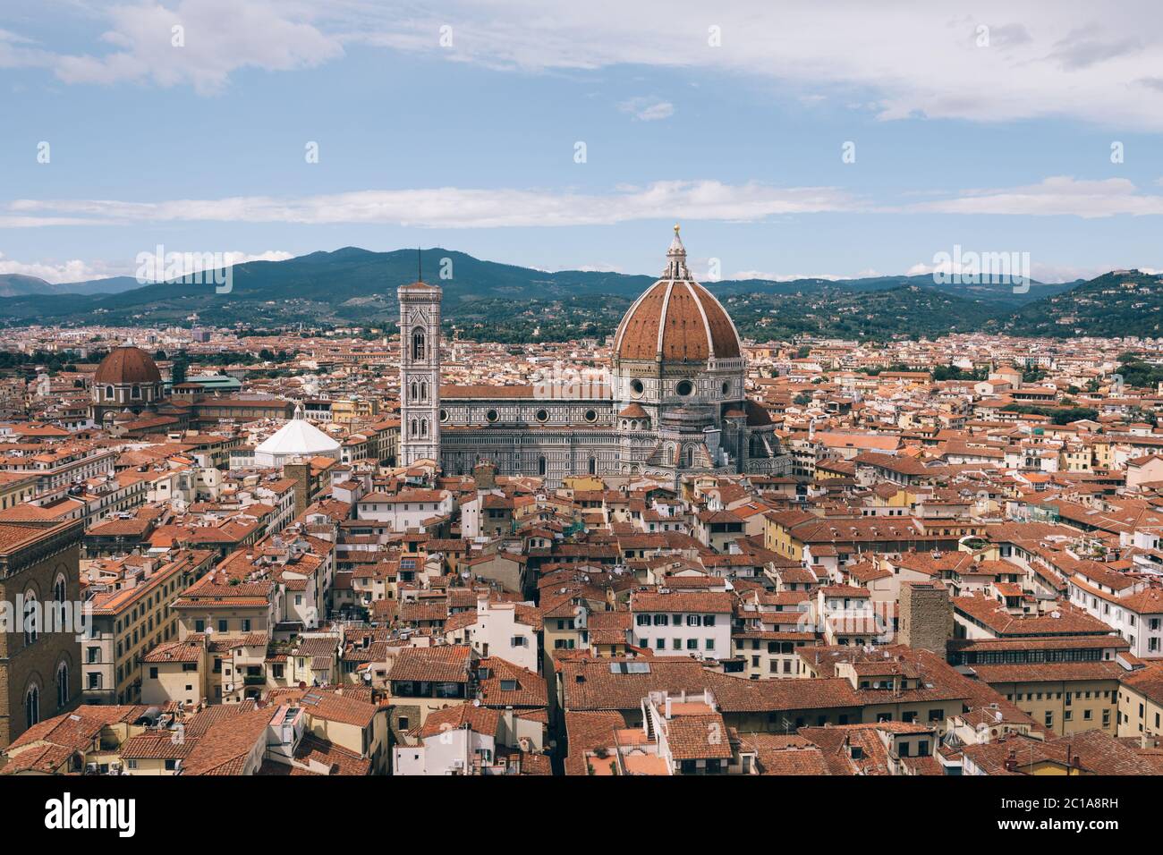 Vue Aérienne Vue panoramique de la vieille ville de Florence et Cattedrale di Santa Maria del Fiore (Cathédrale de Sainte Marie de la fleur) du Palazzo Vecchio Banque D'Images