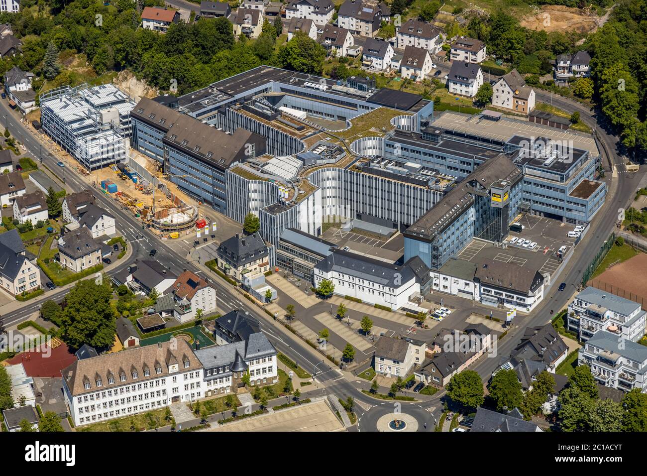 Photographie aérienne, Campus Viega Attendorn, chantier de construction Viega-Parkhaus an der Windhauser Straße, Attendorn, pays aigre, Rhénanie-du-Nord-Westphalie, allemand Banque D'Images