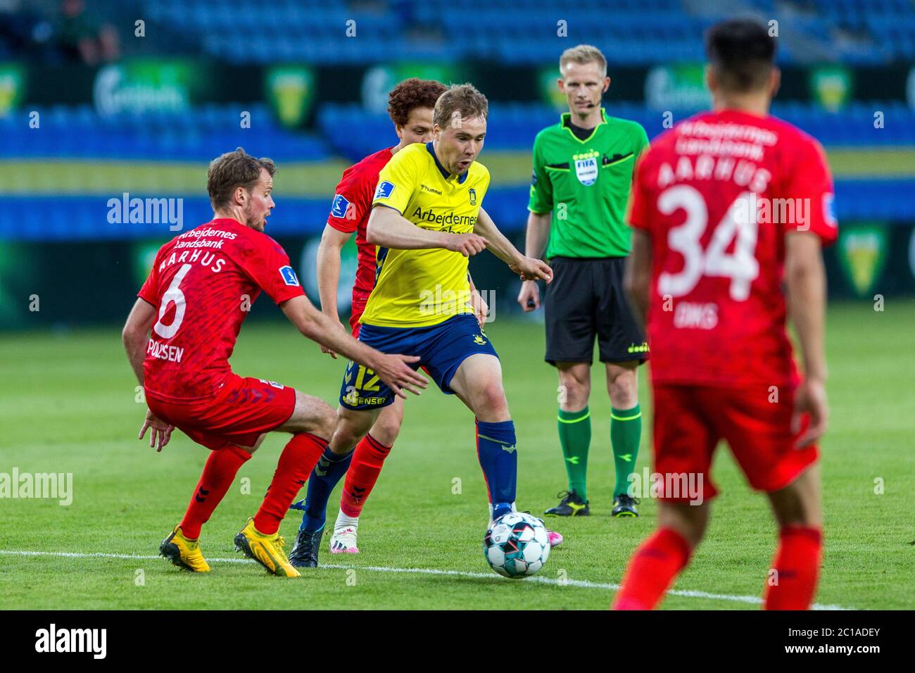 Brondby, Danemark. 14 juin 2020. Simon Tibbling (12) de Broendby SI on le voit pendant le match 3F Superliga entre Broendby IF et AGF au stade Brondby. (Crédit photo : Gonzales photo/Alamy Live News Banque D'Images