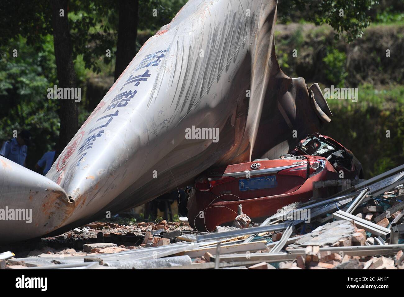 Wenling, Chine. 14 juin 2020. Un camion-citerne a explosé dans une autoroute et a causé au moins 19 morts et 172 blessures à Wenling, Zhejiang, Chine le 14 juin 2020.(photo de TPG/cnschotos) (photo de Top photo/Sipa USA) Credit: SIPA USA/Alay Live News Banque D'Images