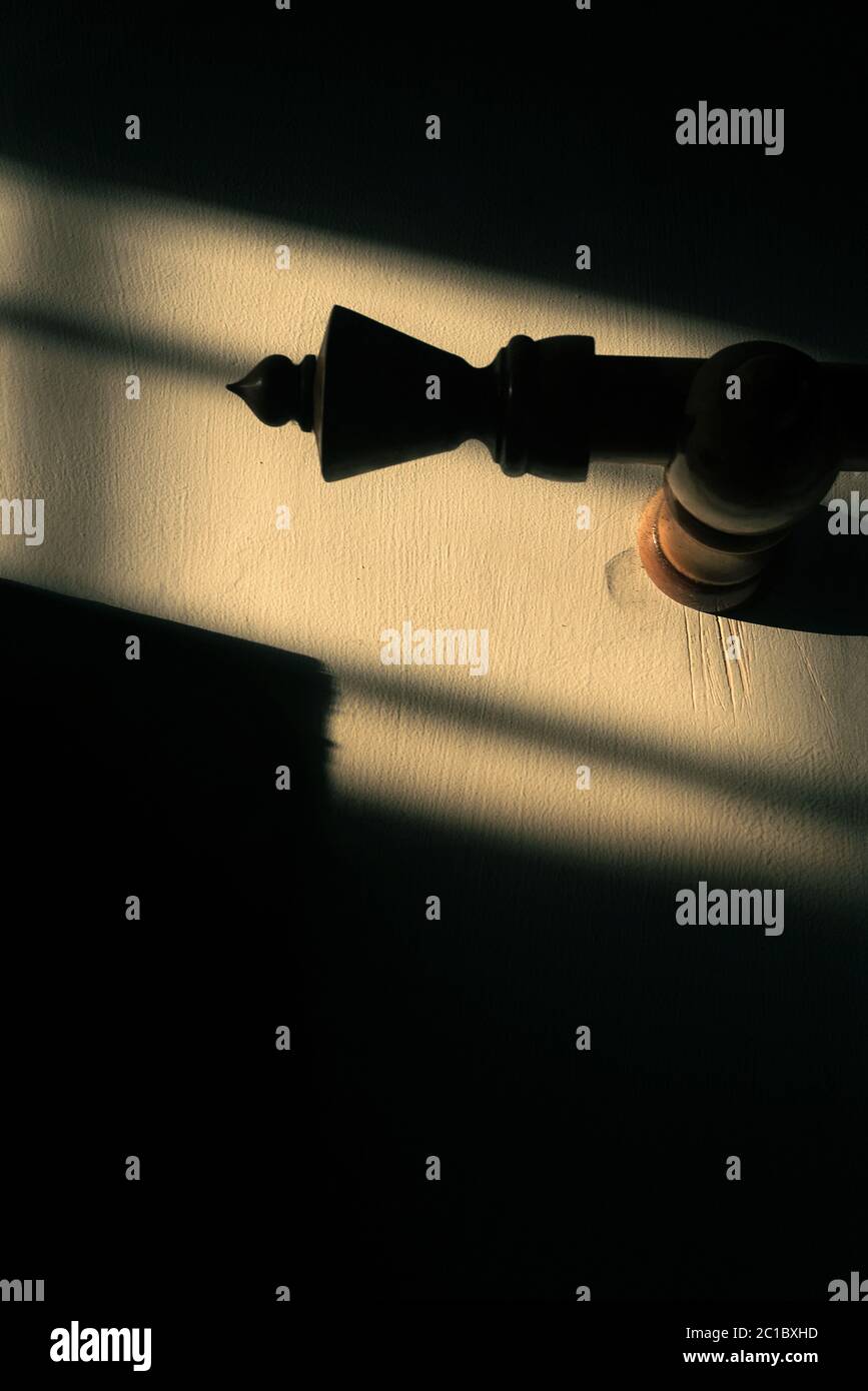 Lignes formes et pattronne de shaodw sur le mur Banque D'Images