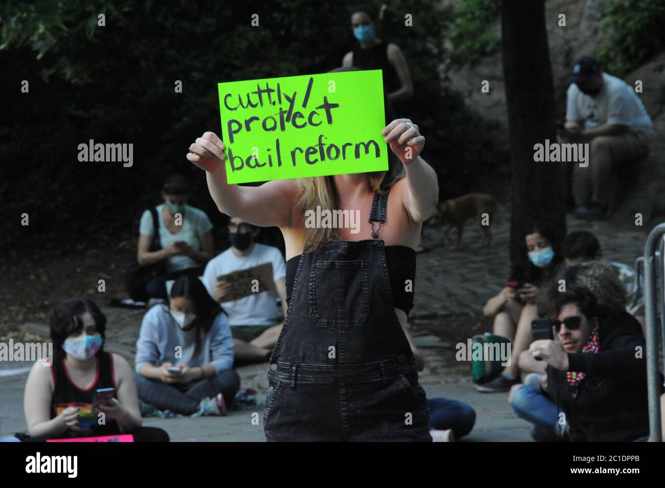 Vigile pour George Floyd 14 juin 2020 à Manhattaans Upper East Side à l'extérieur de Gracie Mansion, résidence du maire Bill de Blasio, à New York, New York Banque D'Images