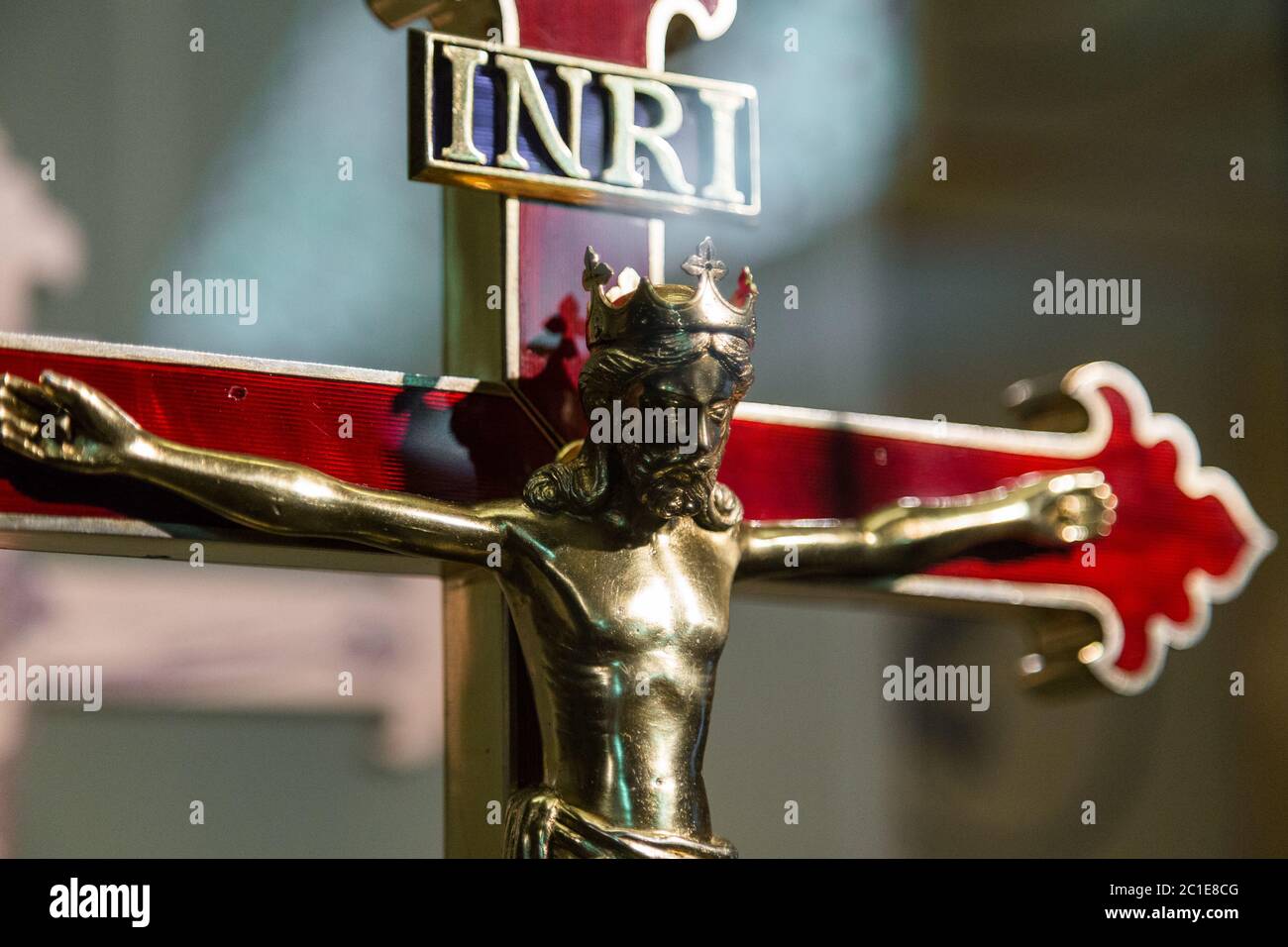 Sainte croix avec Jésus Christ crucifié avec l'inscription: INRI Iesus Nazarenus, Rex Iudaeorum Banque D'Images