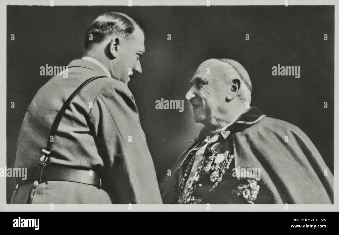 Rencontre avec Hitler avec le Pape Nuncio Vasallo Di Torregrossa. 1933 Banque D'Images