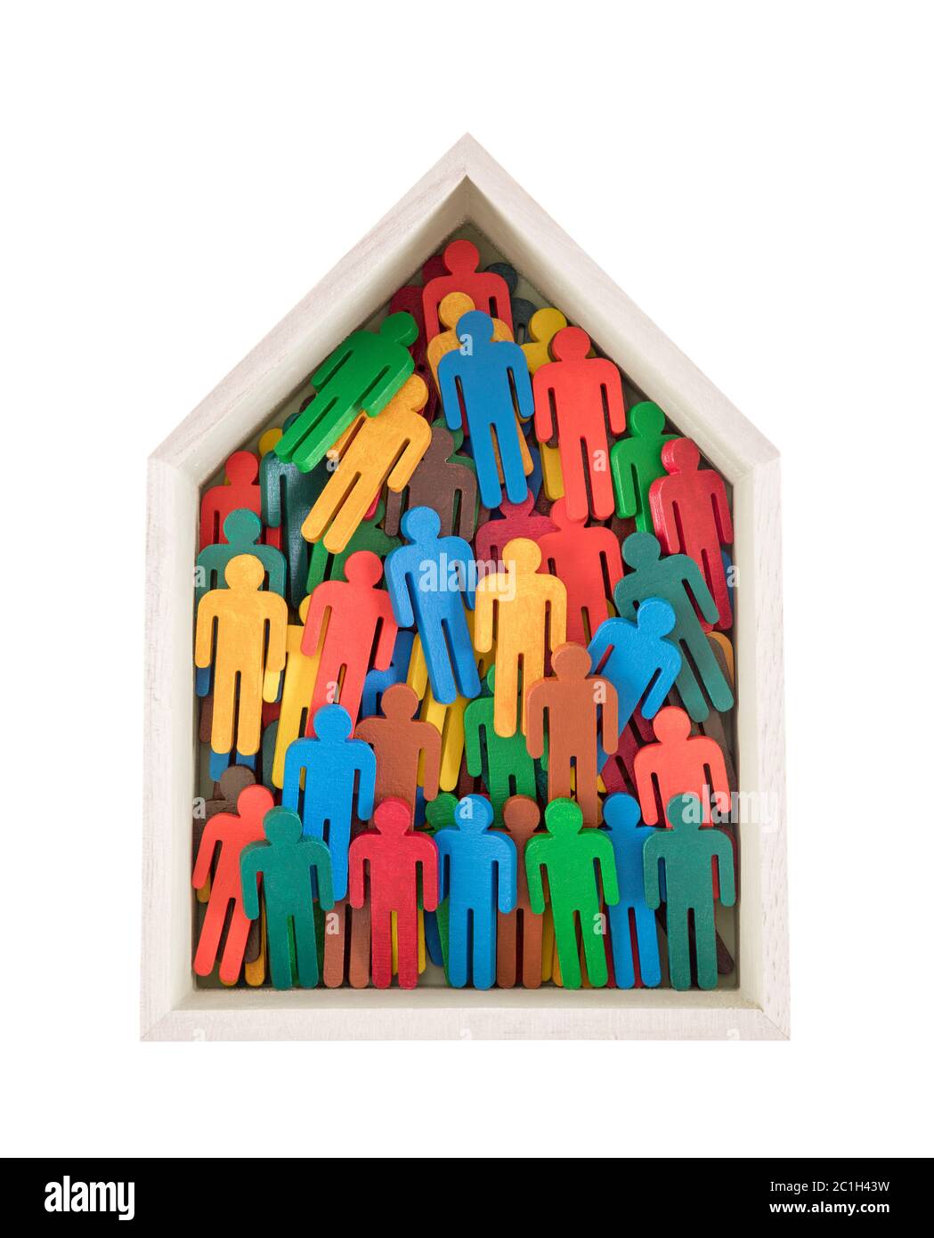 Maison en bois peint avec des chiffres groupe de personnes isolé sur fond blanc Banque D'Images