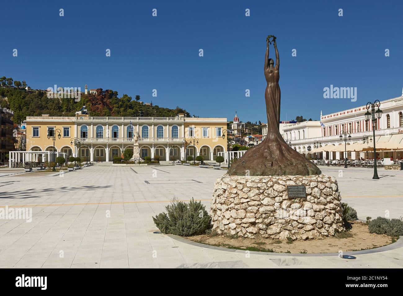 Statue d'art et place principale à l'île de Zakynthos, Mer Ionienne, Grèce, Europe. Banque D'Images