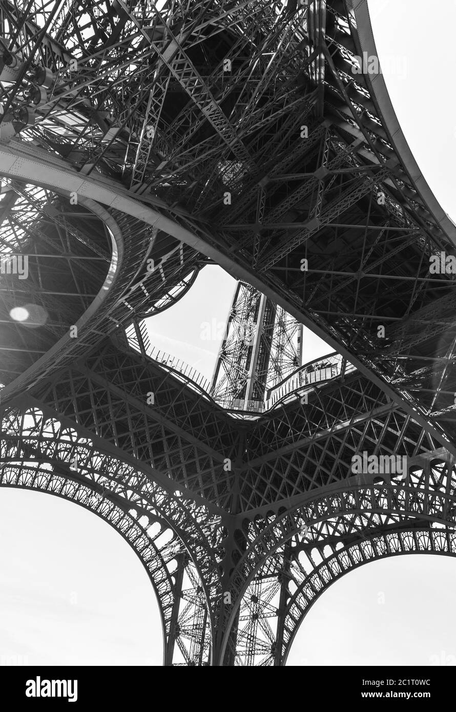 Tour Eiffel Noir Et Blanc Banque D Image Et Photos Alamy