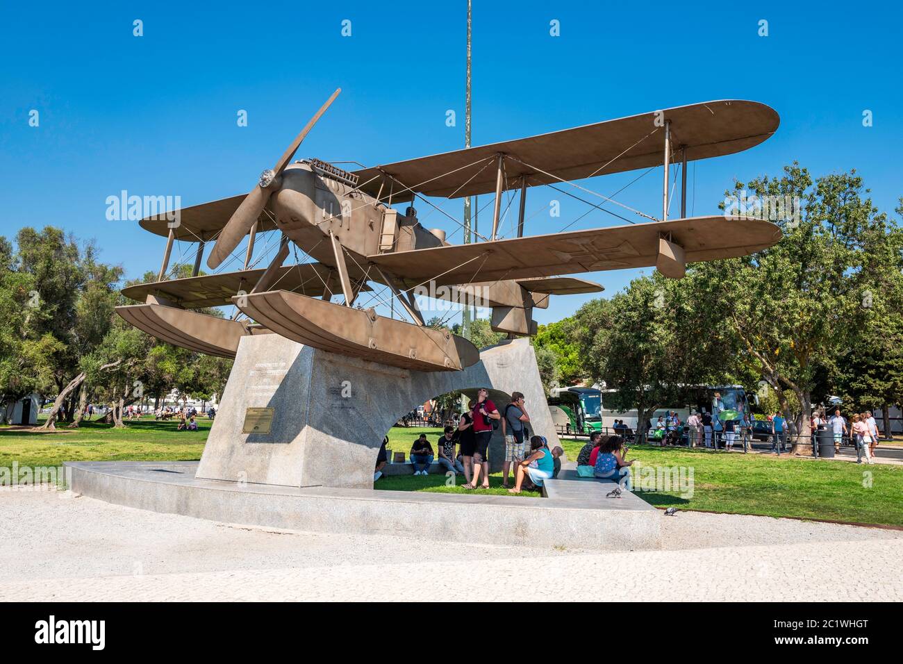 Monument commémorant la première traversée aérienne de l'océan Atlantique Sud, par Gago Coutinho et Sacadura Cabral en 1922. Belem, Lisbonne, Portugal. Banque D'Images
