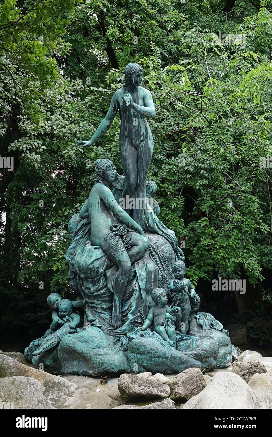 Fontaine de nymphe à Karlsruhe Banque D'Images