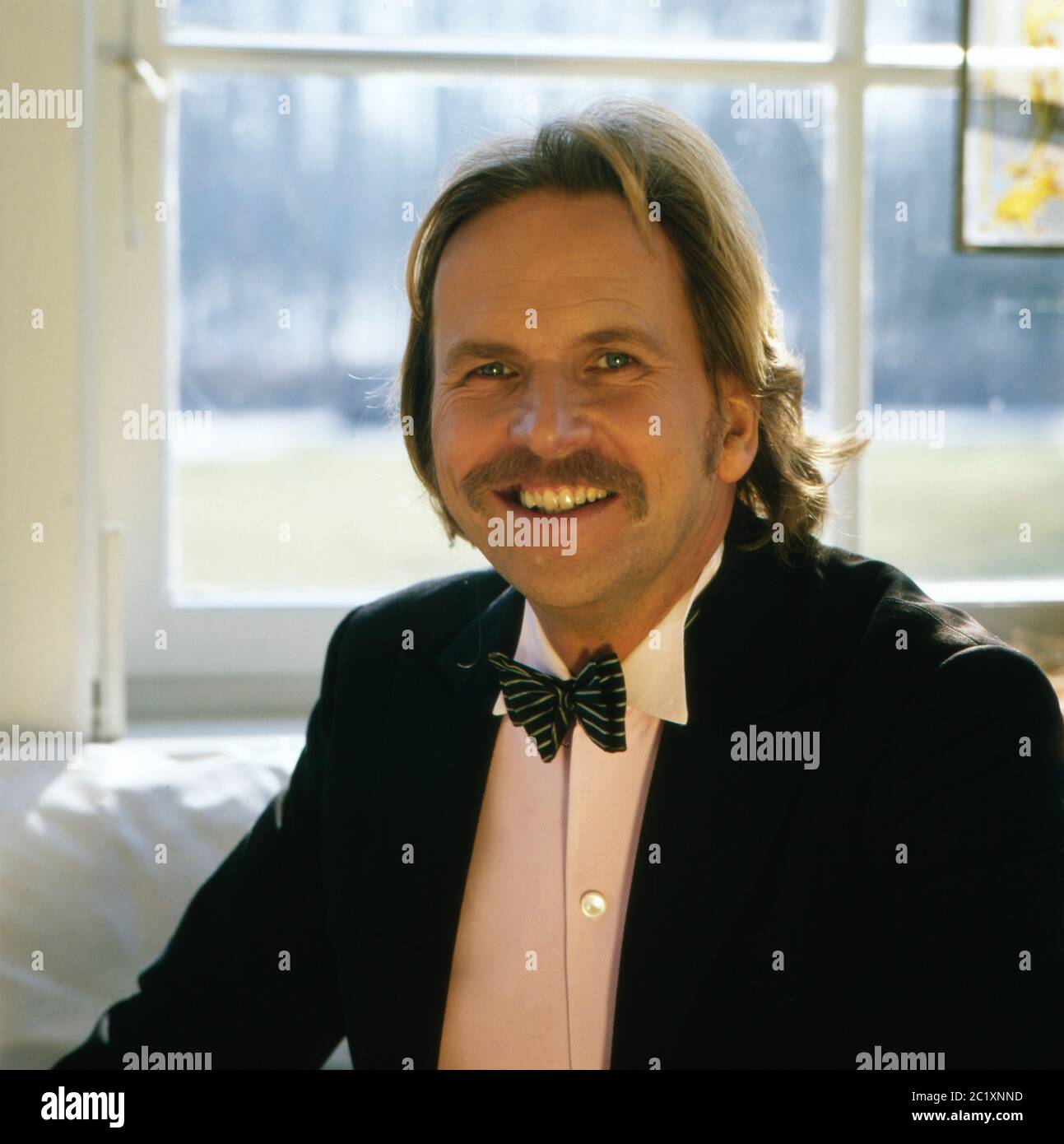 Frank Zander, deutscher Schlager- und Deutschpop-Musiker, Deutschland UM 1984. schleger allemand et chanteur de pop Frank Zander, Allemagne vers 1984 Banque D'Images