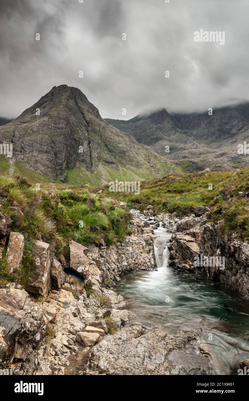 Fairy pools et Sgurr an Fhedain Isle of Skye Scotland Banque D'Images