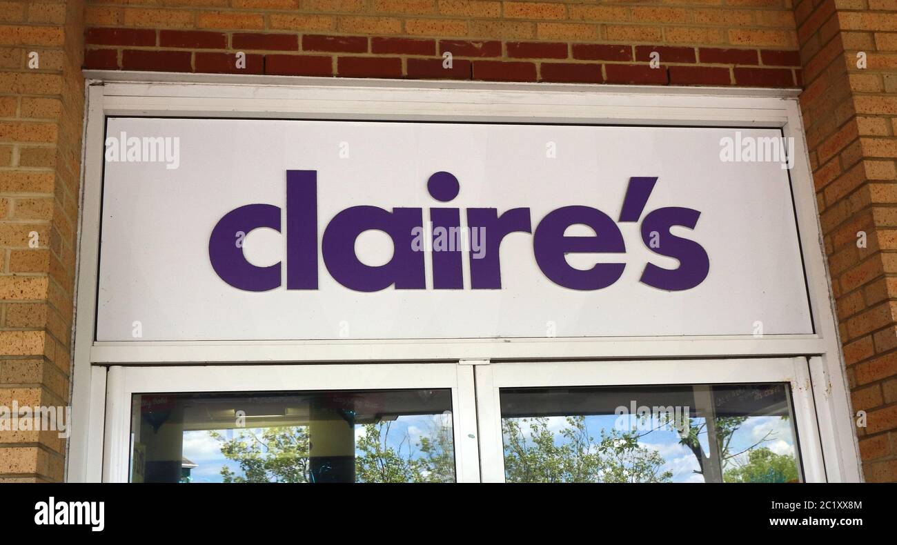 Londres, Royaume-Uni. 15 juin 2020. Logo de Claire visible dans l'une de leurs succursales. Crédit : Keith Mayhew/SOPA Images/ZUMA Wire/Alay Live News Banque D'Images