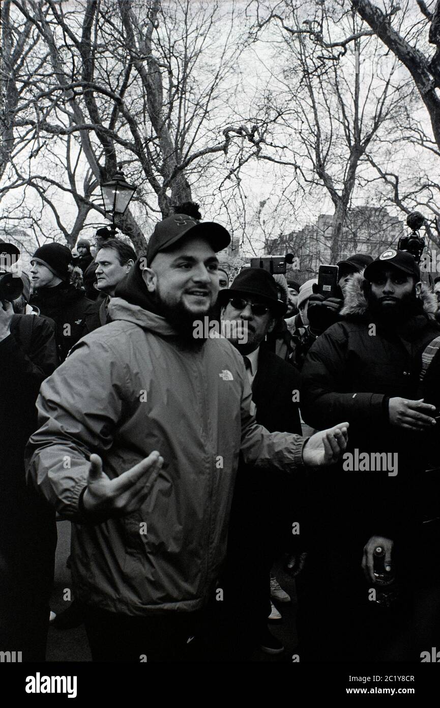 « The Battle for Speaker’s Corner », un événement impliquant Tommy Robinson et ses partisans et protestant contre les musulmans, Londres, dimanche 18 mars 2018 Banque D'Images