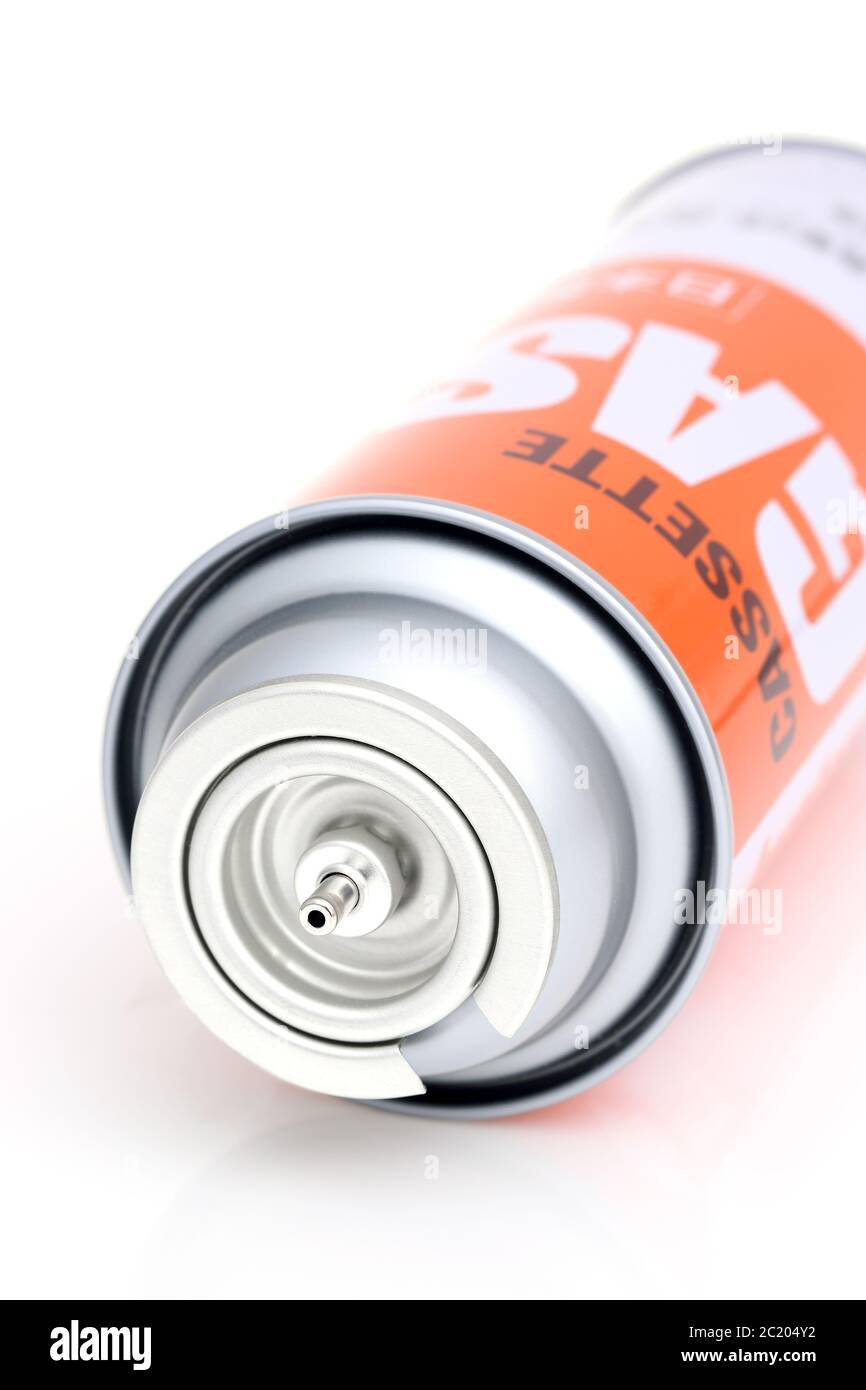 Bouteille de gaz portable pour un tourisme brûleur sur fond blanc Banque D'Images