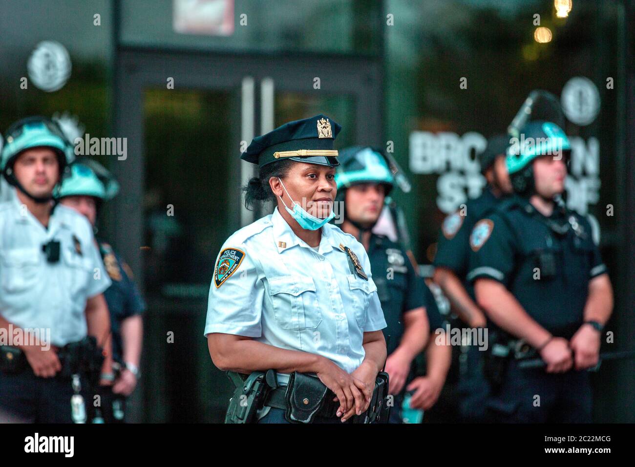 George Floyd, un homme noir de 46 ans, est décédé le 25 mai 2020 à Minneapolis, Minnesota, après que Derek Chauvin, un policier blanc, ait été épeillé sur Floyd Banque D'Images
