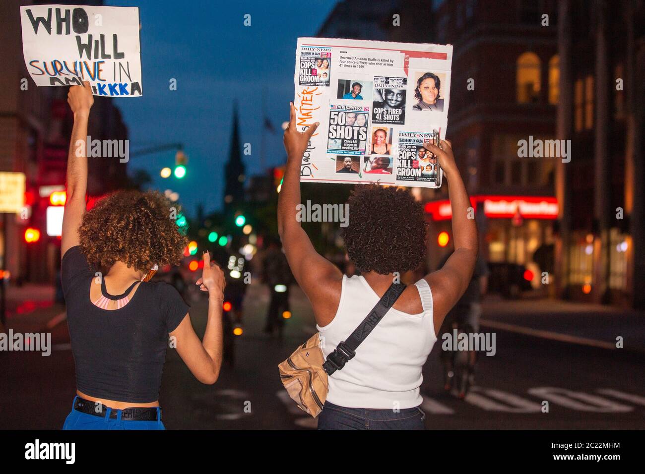 George Floyd, un homme noir de 46 ans, est décédé le 25 mai 2020 à Minneapolis, Minnesota, après que Derek Chauvin, un policier blanc, ait été épeillé sur Floyd Banque D'Images