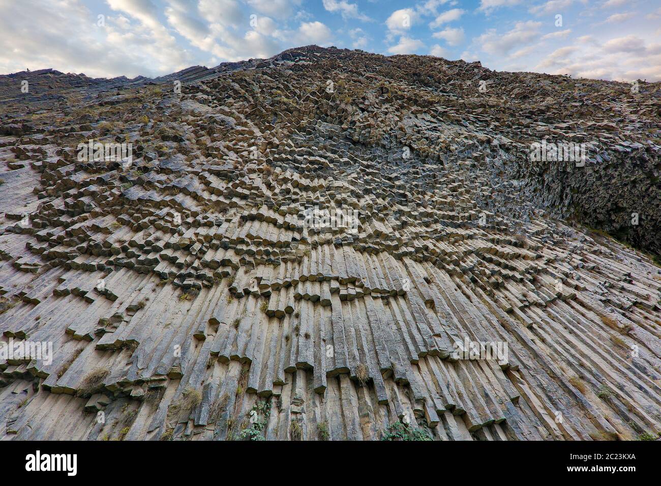 Formations rocheuses de basalte connues sous le nom de Symphonie des pierres à Garni, Arménie Banque D'Images