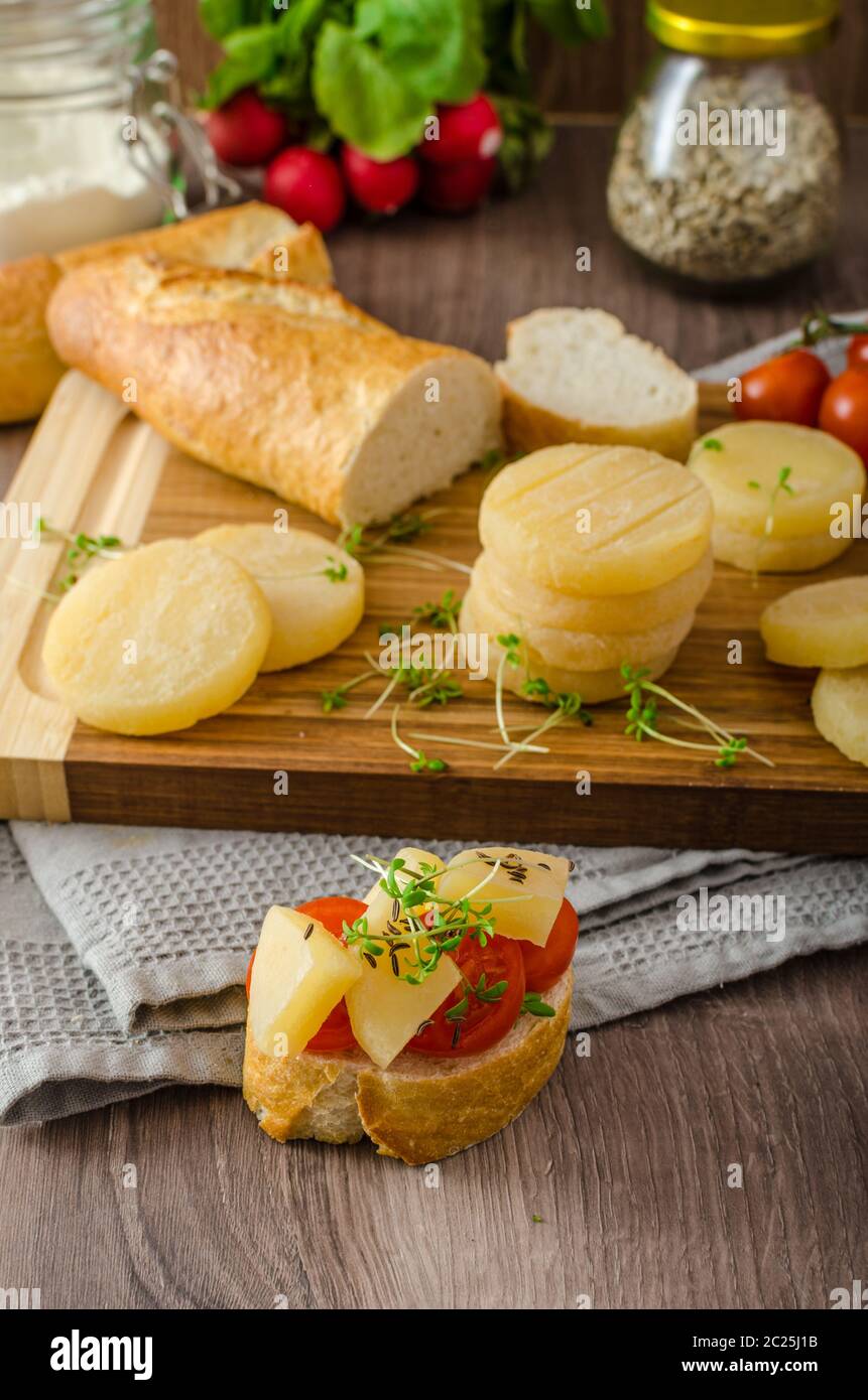 Fromage tchèque malodorant - Olomoucke tvaruzky, photo du produit Banque D'Images