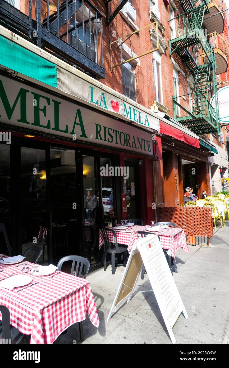 Restaurant la Mela Little Italy, New York. Banque D'Images