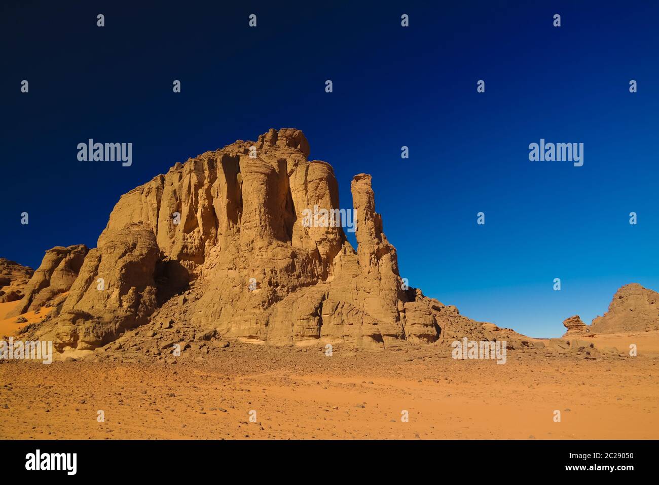 Résumé Rock formation à Tamezguida , Tassili nAjjer parc national, l'Algérie Banque D'Images