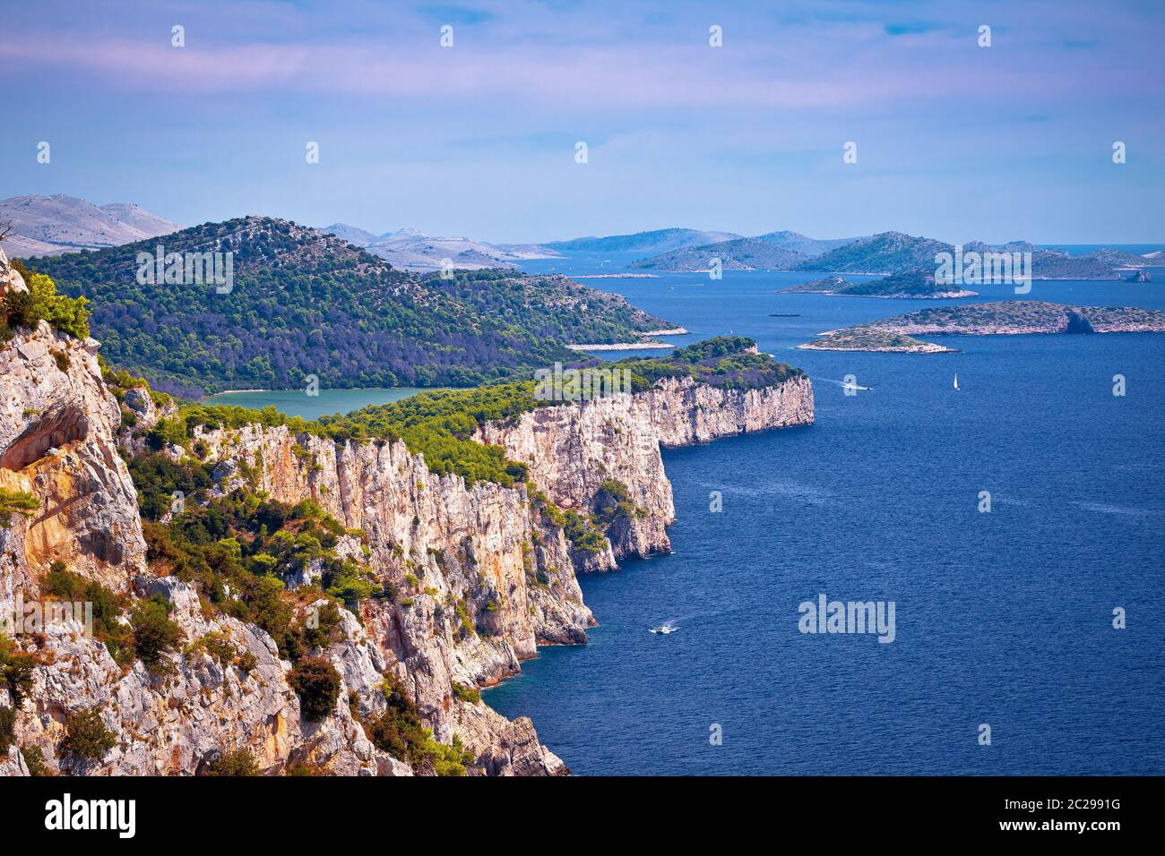 Falaises de Telascica nature park sur l'île de Dugi Otok, archipel de Croatie Dalmatie Banque D'Images