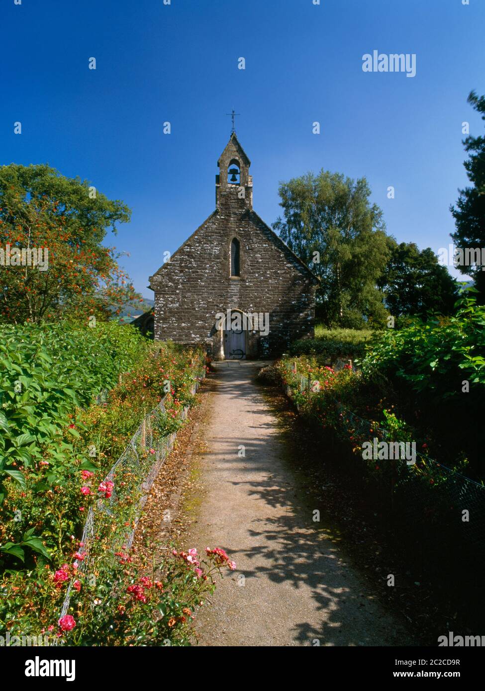 West End avec entrée principale et bellotte de la chapelle Rug, Denbighshire, pays de Galles, Royaume-Uni : construite en 1637 comme chapelle privée par le colonel William Salusbury, gouverneur o Banque D'Images