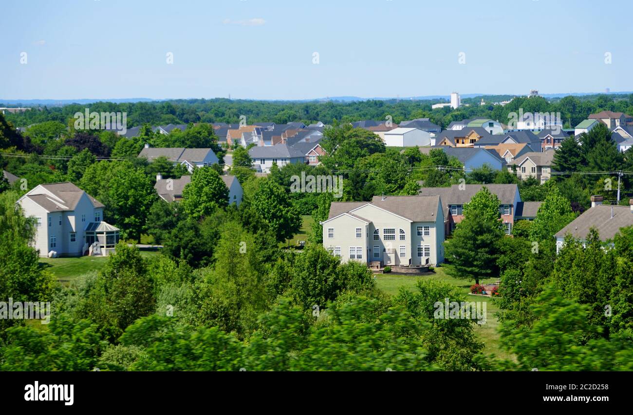 New Castle County, Delaware - 12 juin 2020 - vue sur un quartier en face de la route 1 en été Banque D'Images