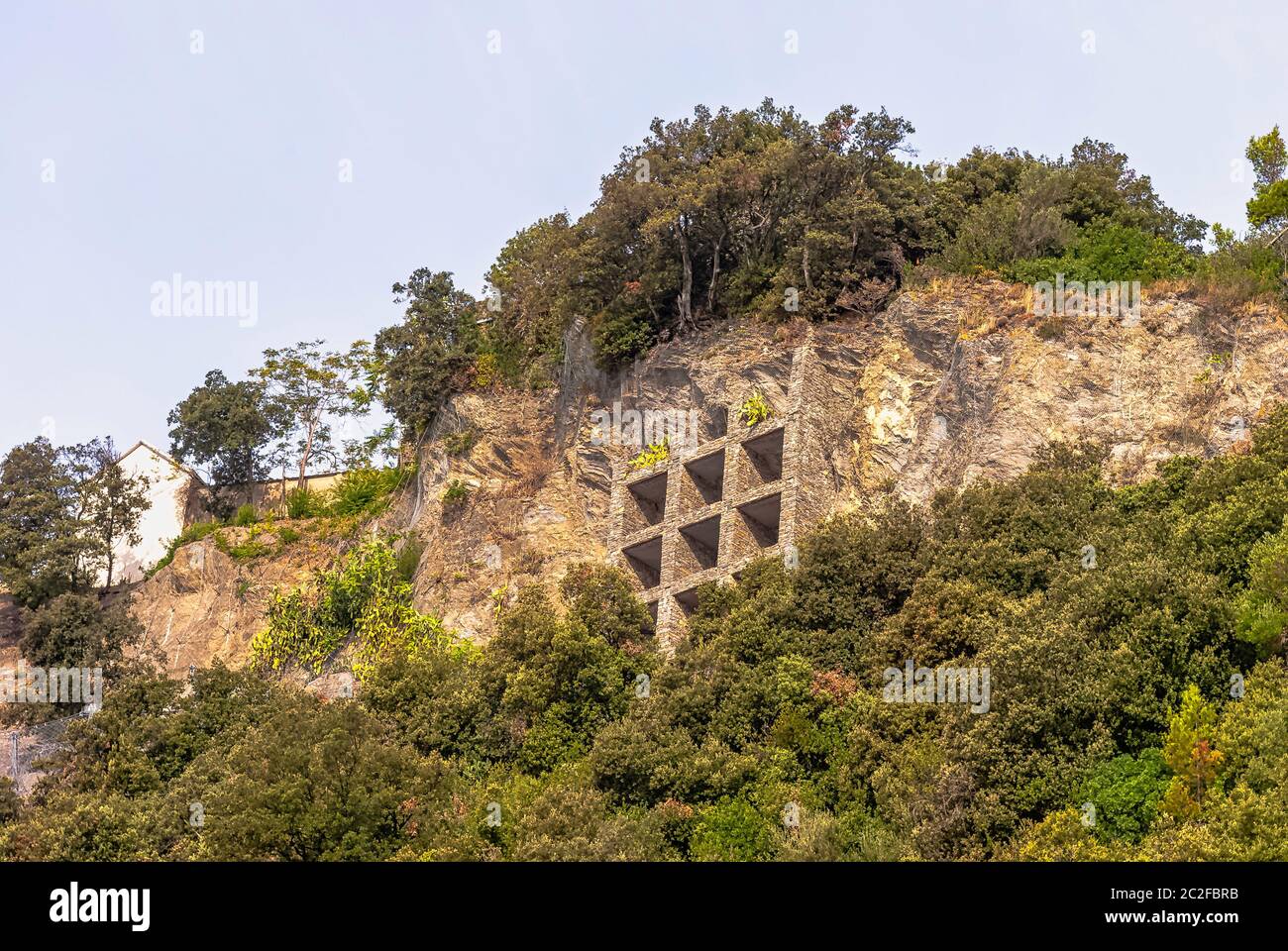 Structure spéciale pour soutenir la colline - Monterosso al Mare, Cinque Terre, Ligurie, Italie Banque D'Images