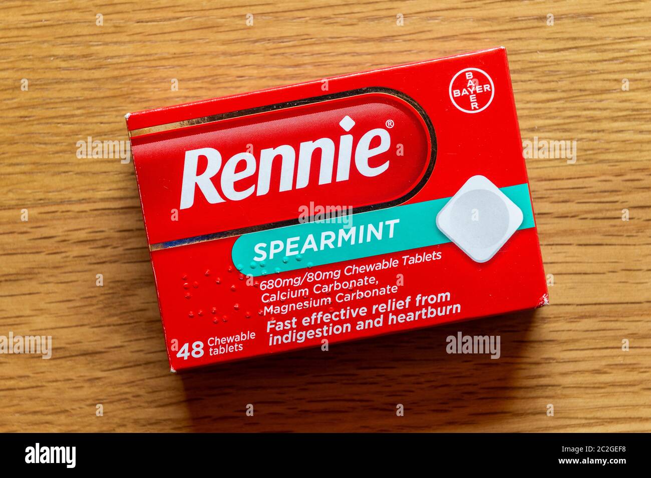 Boîte de 48 comprimés à croquer Rennie Spearmint Heartburn relief. IL S'AGIT D'UNE IMAGE, PAS DU PRODUIT. Banque D'Images