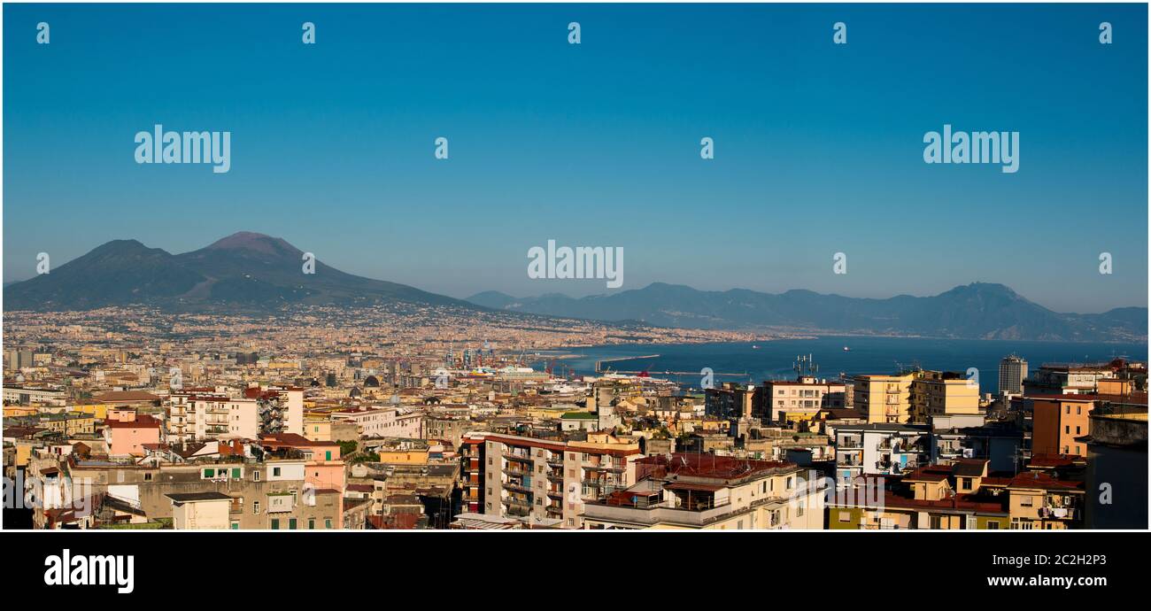 Naples avec le panorama du Vésuve Banque D'Images