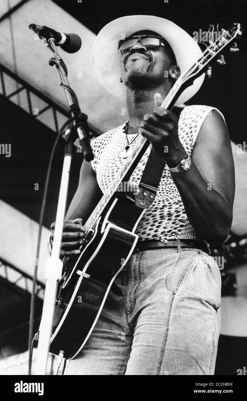 Taj Mahal, spectacle au Newport Folk Festival, 1986 Banque D'Images