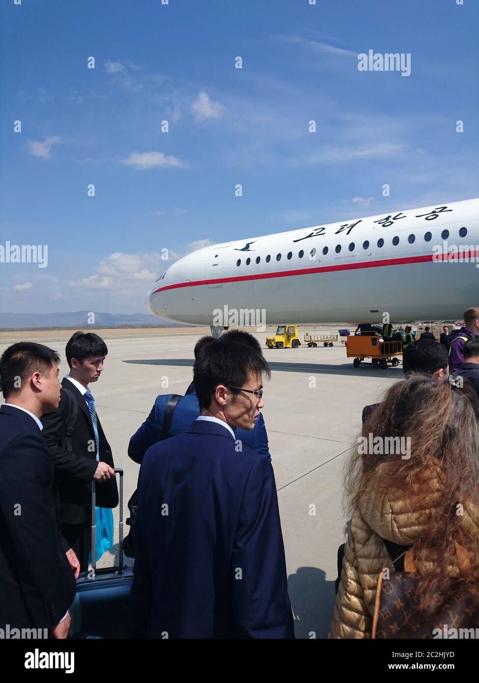 Vladivostok, Russie - 29 avril 2019: Avion intertdutdup-154Б/Б-2 Air Koryo Korean Airways à l'aéroport de Vladivostok sur les passagers d'embarquement Banque D'Images