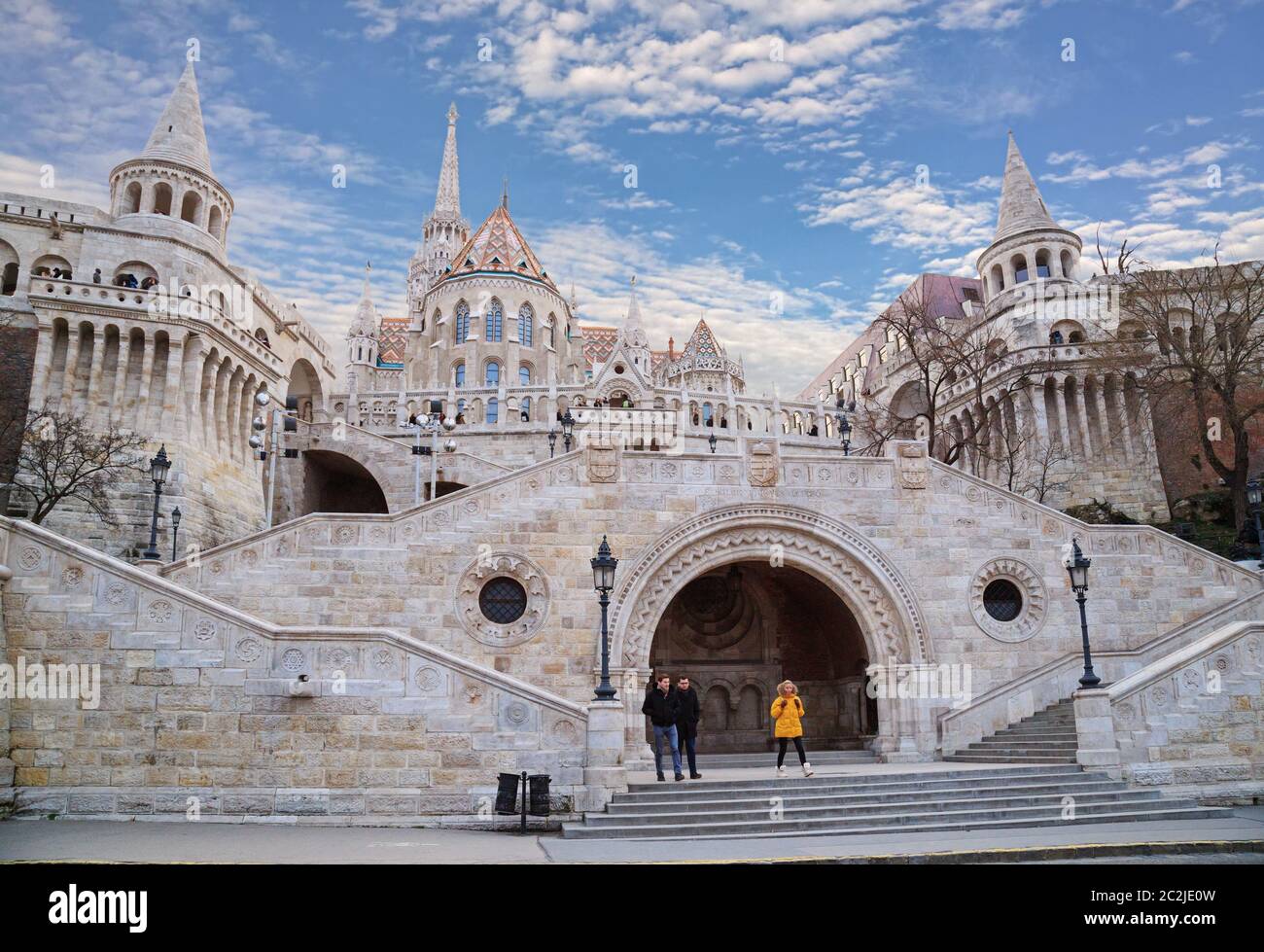 Budapest, Hongrie, mars 27 2018 : Bastion pêcheur une terrasse située sur la rive du Danube de Buda, sur la colline du château Banque D'Images