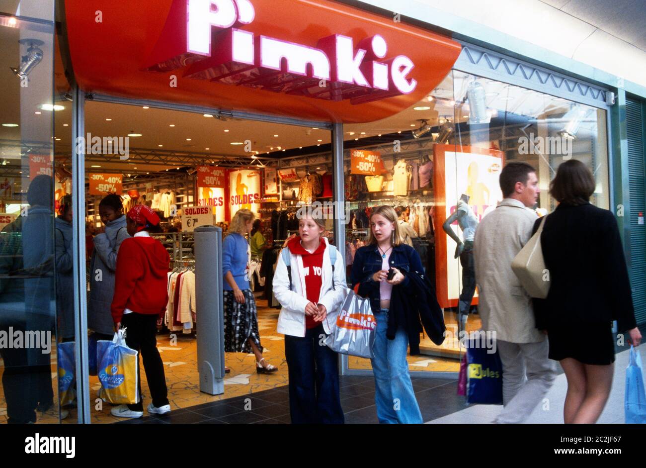 Cite europe centre commercial de calais Banque de photographies et d'images  à haute résolution - Alamy