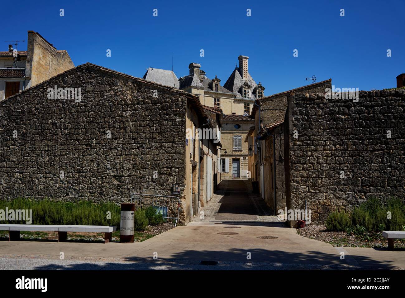 Château des Ducs d'Epernon Cadillac (Château ducal de Cadillac), vu dans les rues de la ville de Cadillac, entre-deux-Mers, Bordeaux août 2019 Banque D'Images