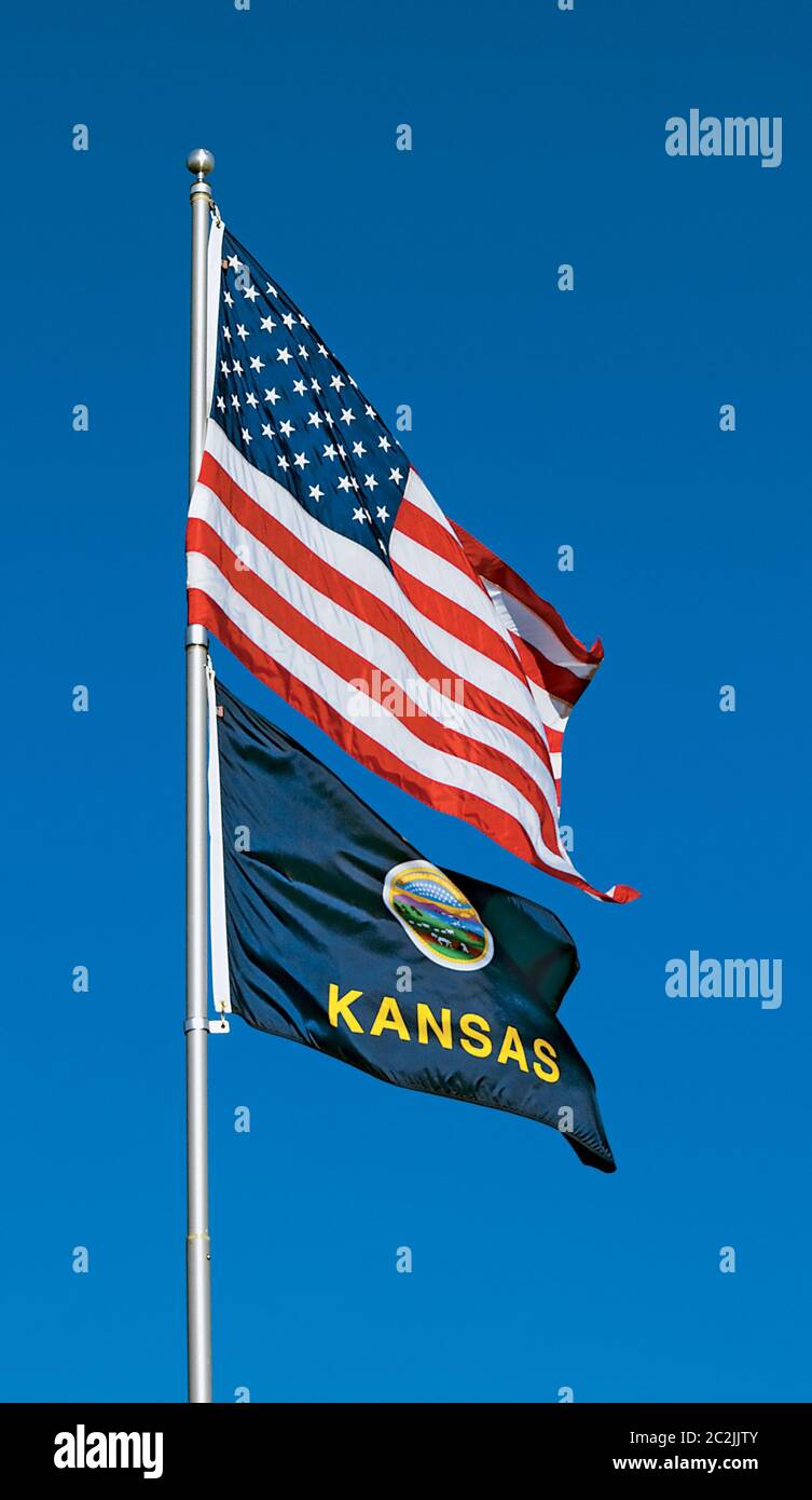 Drapeau de l'État du Kansas et drapeau américain Banque D'Images