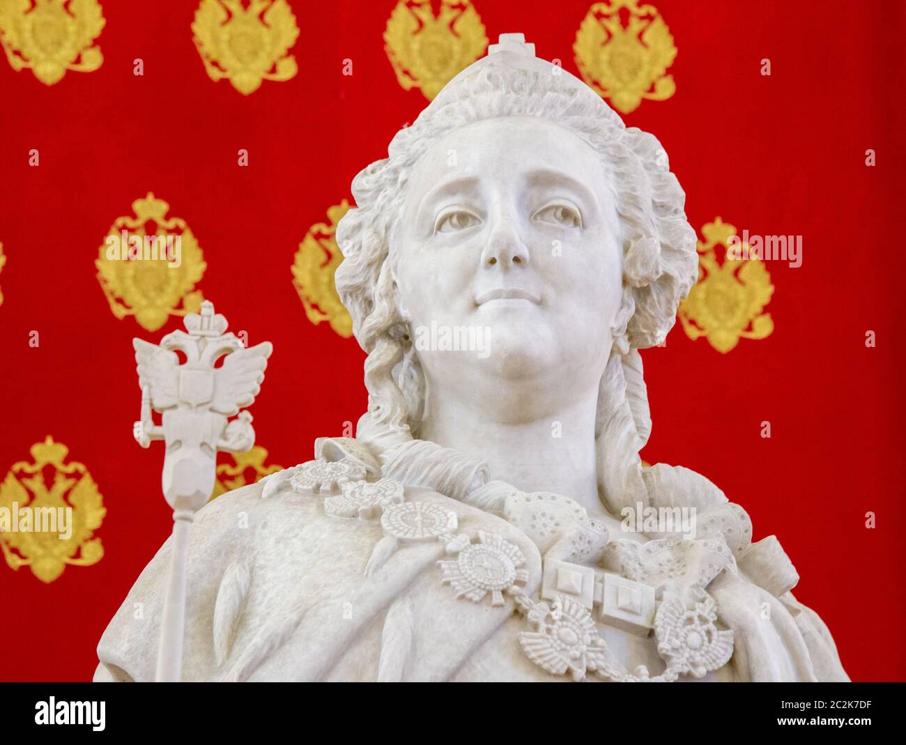 Moscou, Russie, 23 octobre 2019 : statue de l'impératrice de Russie Catherine la Grande dans la salle d'or de Catherine. Règne 1762 – 1796. Banque D'Images