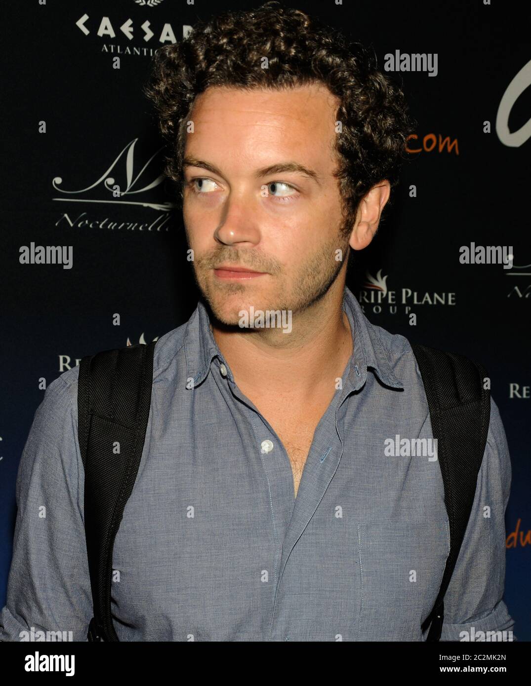 ATLANTIC CITY, NJ, USA - 25 SEPTEMBRE 2010 : Danny Masterson DJ's au Dusk Nightclub du Caesars Hotel Casino. Banque D'Images
