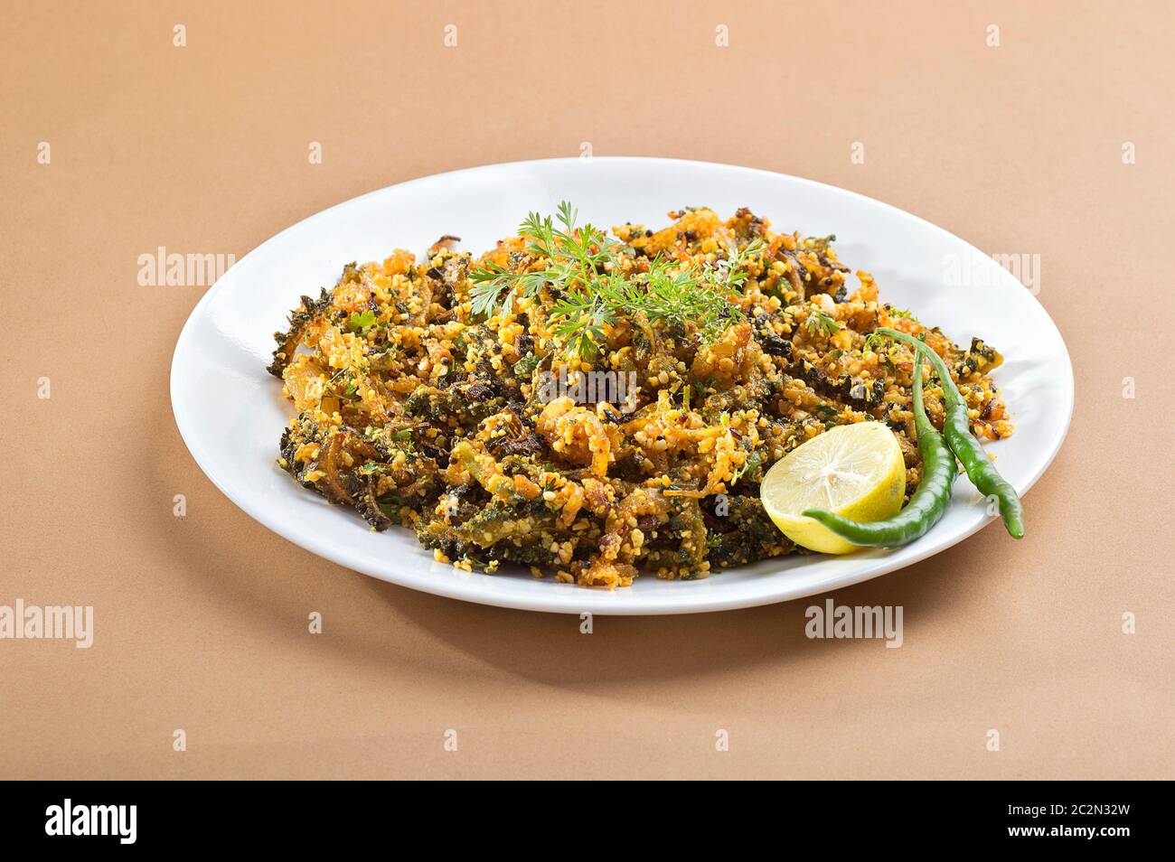 Plat indien : Amer fry avec épices et fines herbes Banque D'Images