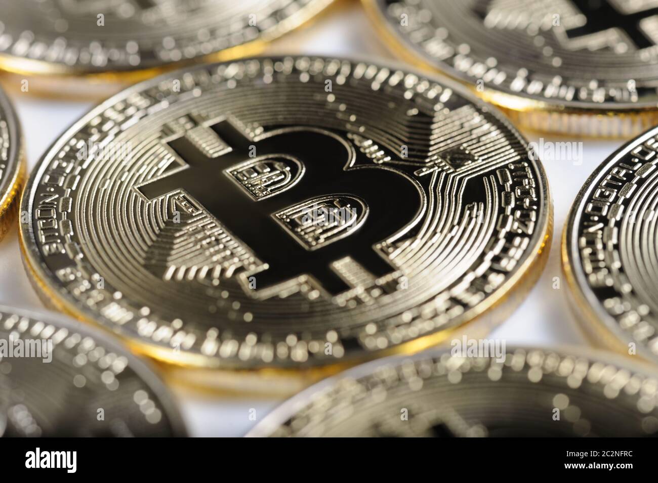 Macro-vision des pièces brillantes souvenire Bitcoin Banque D'Images