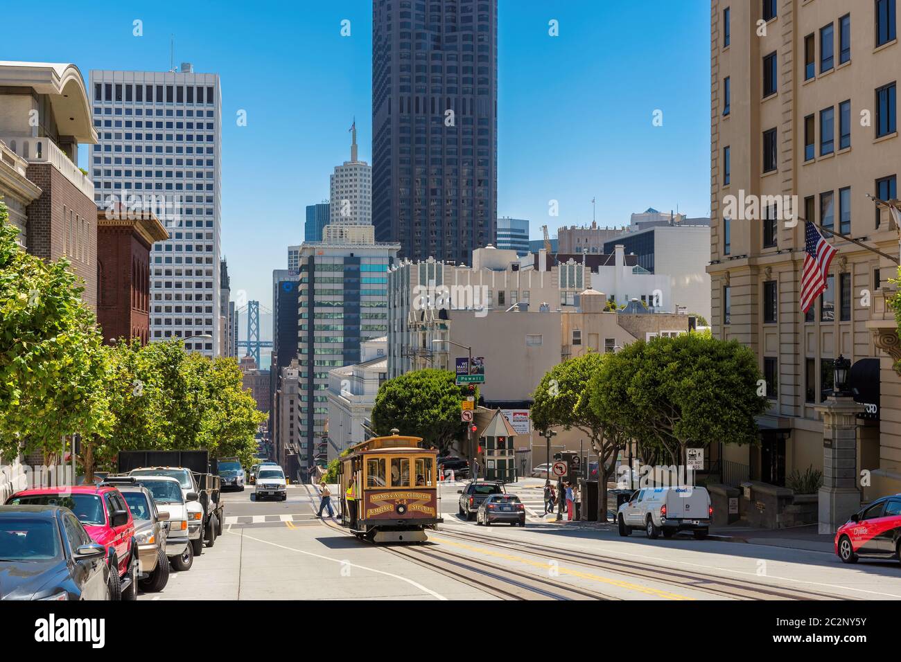 Téléphériques dans la rue San Francisco, Californie Banque D'Images