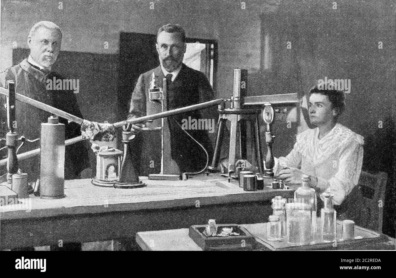 M. et Mme Curie dans leur laboratoire, illustration gravée d'époque. De l'Univers et de l'humanité, 1910. Banque D'Images