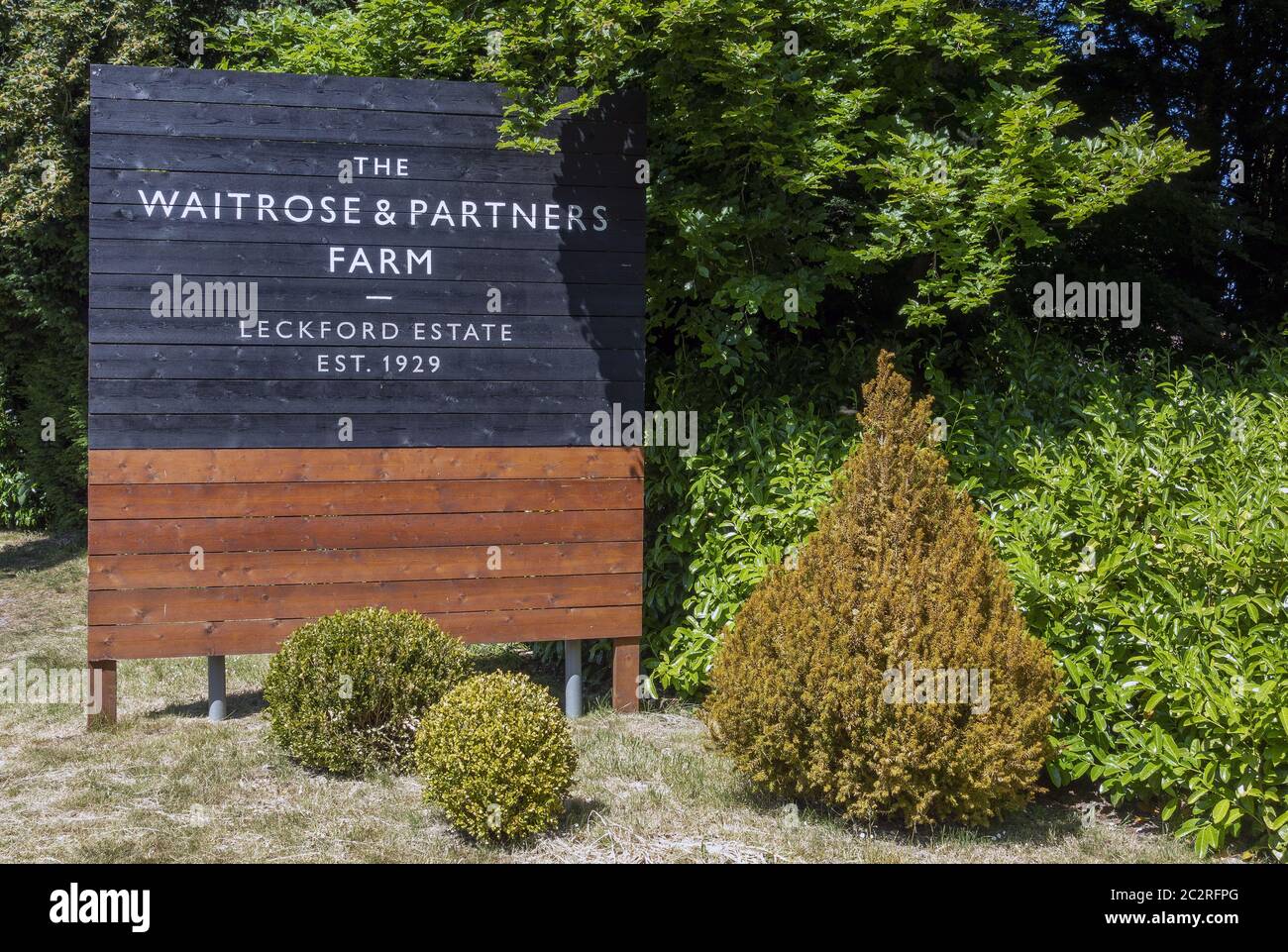 Entrée de Waitrose et de Partners Farm sur le domaine de Leckford, Stockbridge, Hampshire, Angleterre, Royaume-Uni Banque D'Images