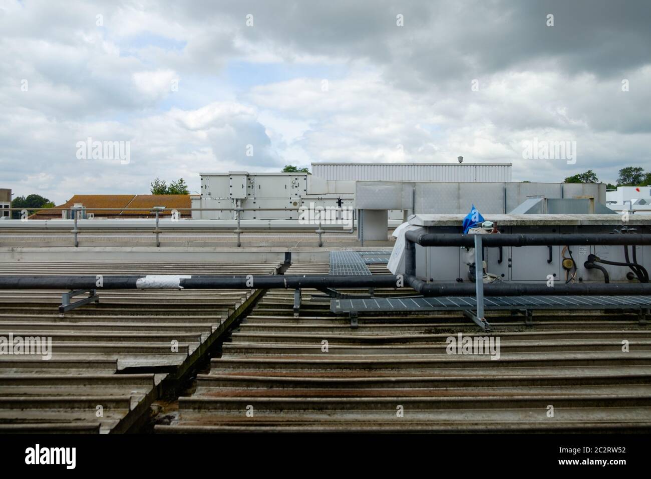 Unités de climatisation d'hôpital au sommet de william harvey, ashford, kent, royaume-uni Banque D'Images