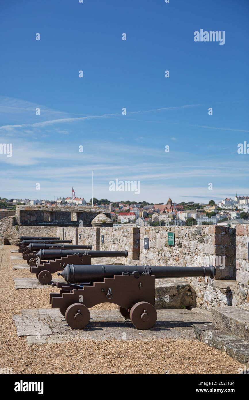 Traversée de la calèche Cannon au château de Cornet, dans le port de St Peter, Guernesey, Royaume-Uni Banque D'Images
